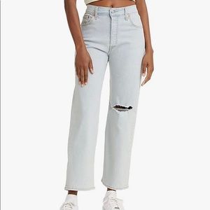 Levi’s Ribcage Straight Ankle Jeans in Space Ripple 30